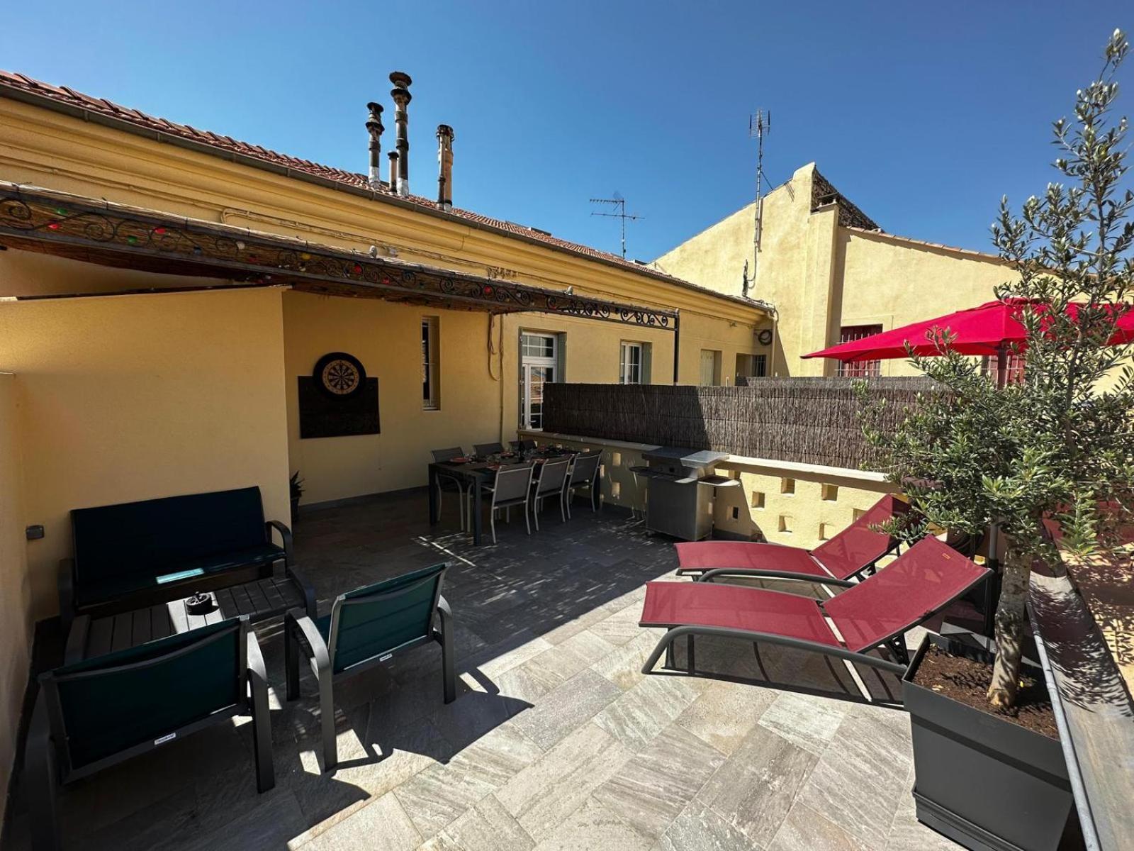 Appartement 4 A 8 Personnes, Spacieux De Standing Classe 4 Etoiles Nîmes Dış mekan fotoğraf