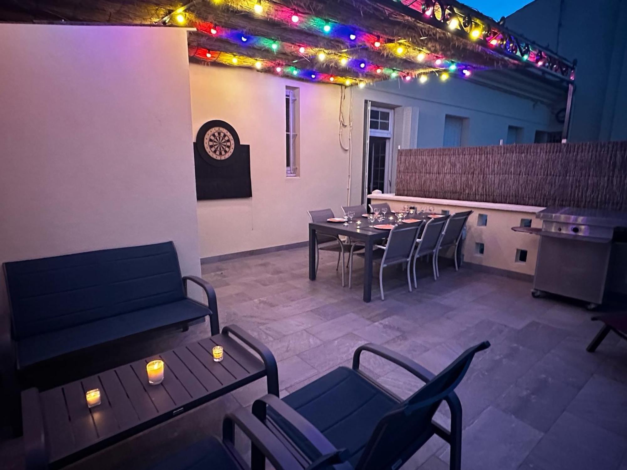 Appartement 4 A 8 Personnes, Spacieux De Standing Classe 4 Etoiles Nîmes Dış mekan fotoğraf